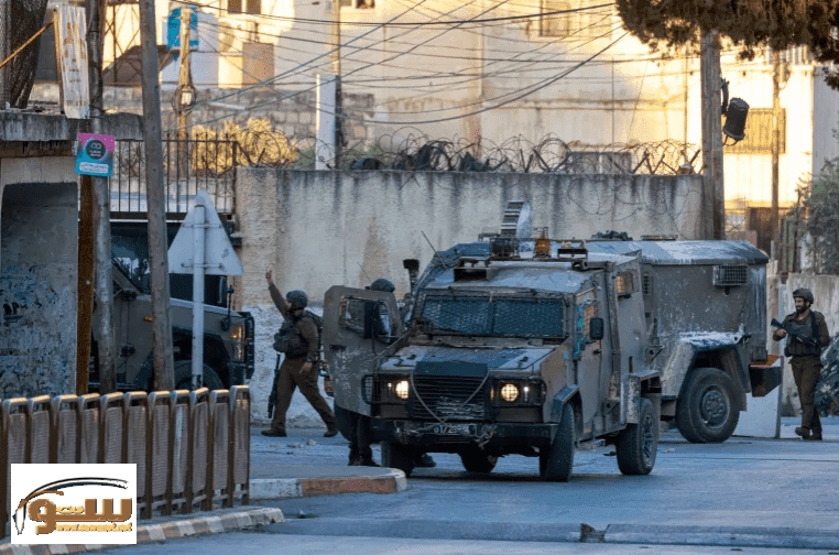 نابلس: الاحتلال يحتجز صحفيين ومسعفين ويعتقل مصابًا قرب منزل محاصر في حارة الياسمينة