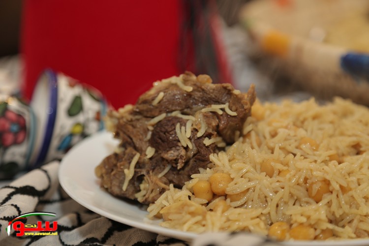 القدرة باللحم