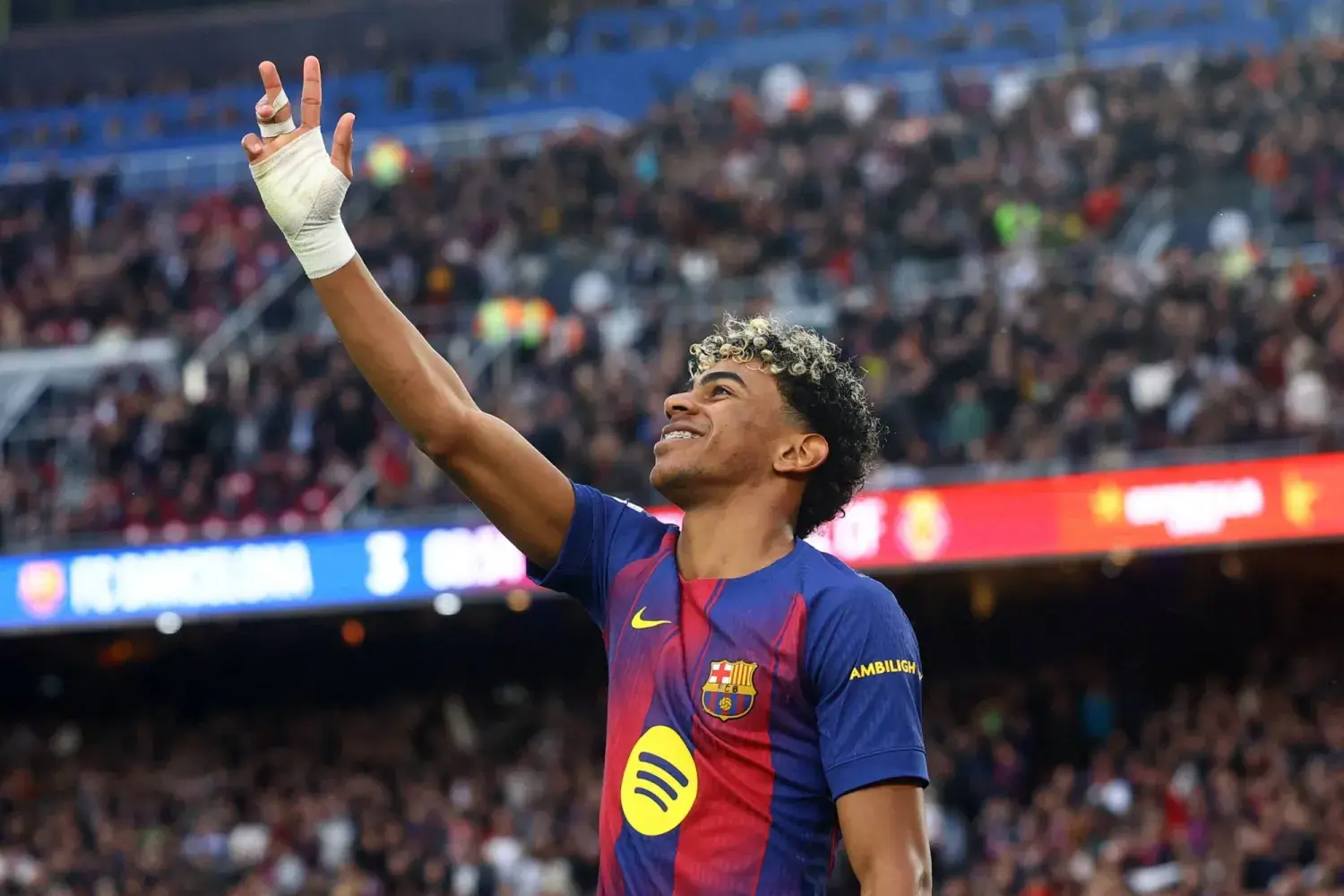 برشلونة يضرب بقوة برباعية فياريال ويبتعد بصدارة الليغا