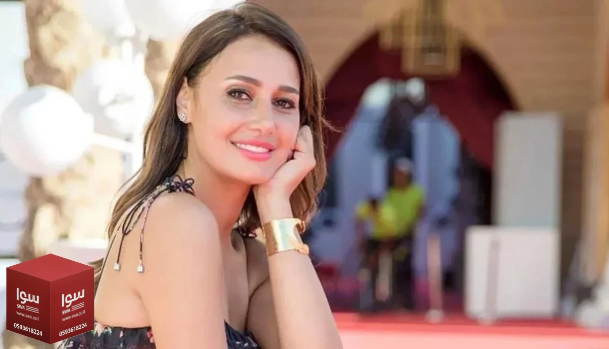 حلا شيحة برسالة غامضة عن الازدواجية في تصرفات البعض